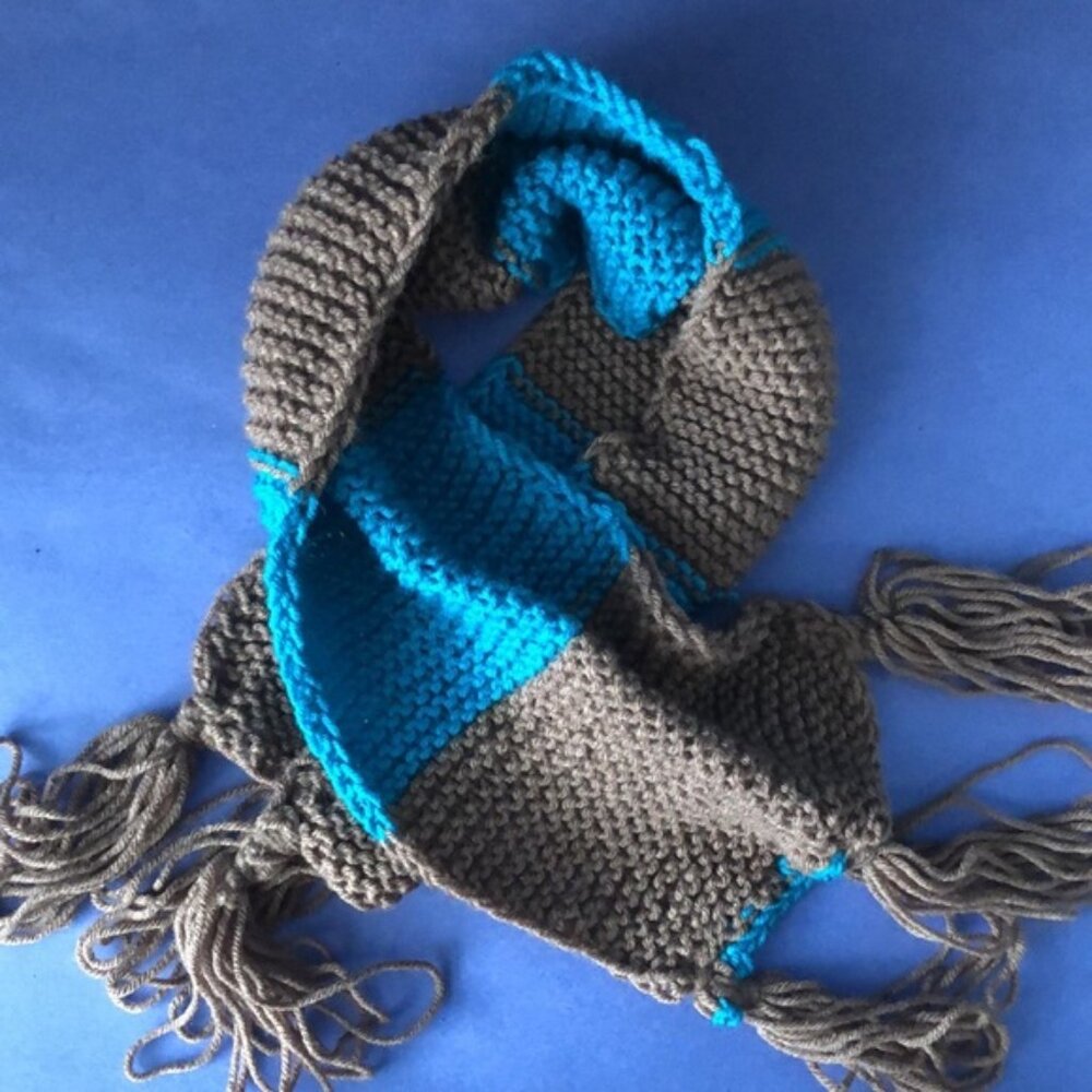 NWOT Vintage Hand-Knitted Made-in-Canada Colourful Warm Scarf